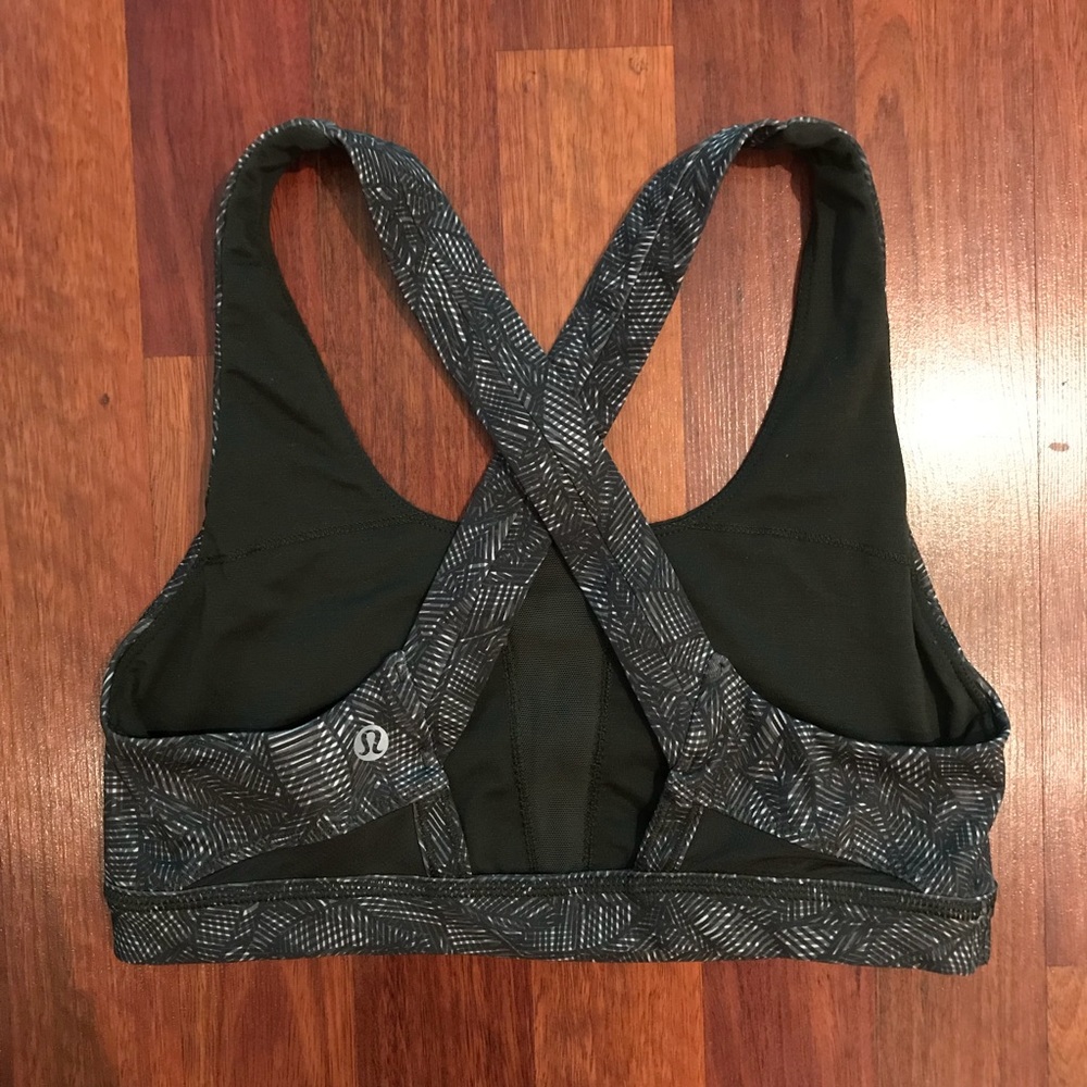 Lululemon Olive sports bra